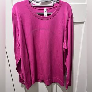 LULULEMON PRE-LOVED AUTHENTIC SWIFTLY TECH RELAXED LONGSLEEVES SONIC PINK TOP